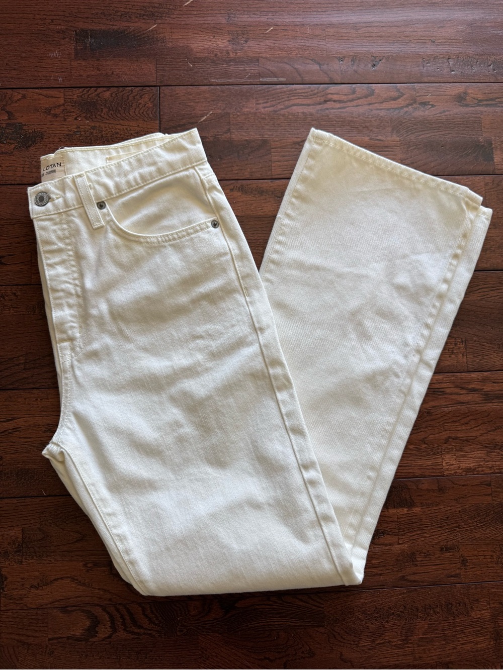 Nili Lotan Classic Cream Bootcut Jeans Sz 27 EUC Luxury Clean Aesthetic